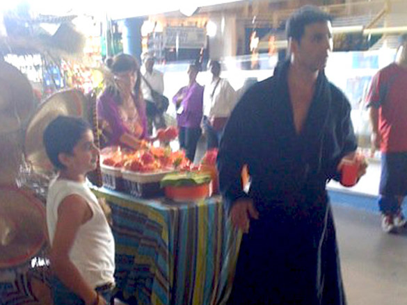 on the sets of thank you 7