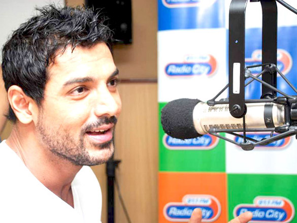 john abraham promotes aashayein at radio city 91 1 fm 5
