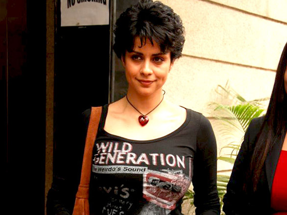eesha and gul panag promote hello darling 11