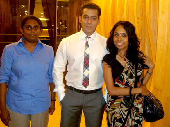 on the sets of ready 5