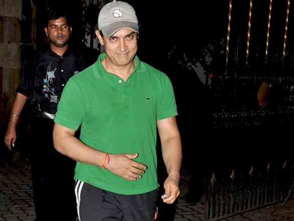 aamir khans peepli live screening for raj thackeray 7