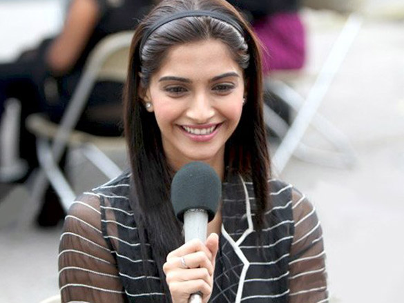 on the sets of thank you 20