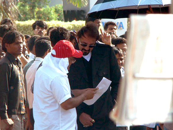 on the sets of knock out 6