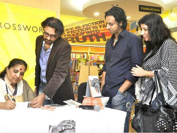book launch of beyond diamond rings 5