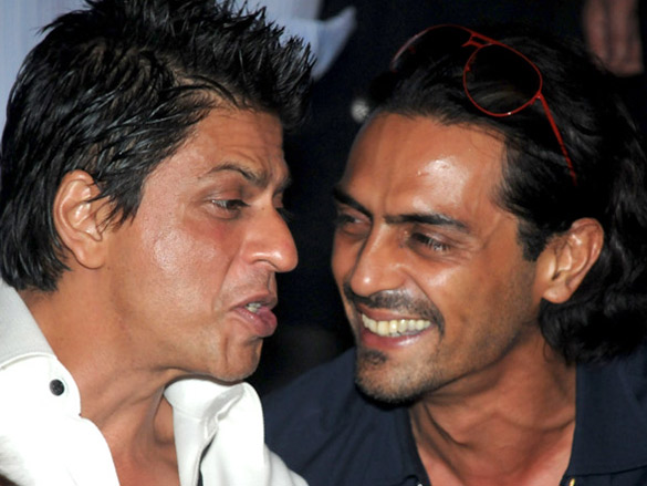 shahrukh khan and arjun rampal rock kkr rr ipl bash 5