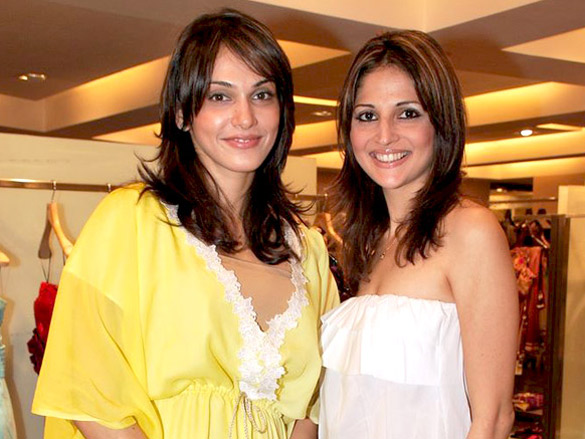 eesha koppikar graces mana shetty and ramona narangs preview at aza 3