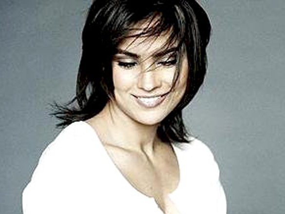 lara dutta 44