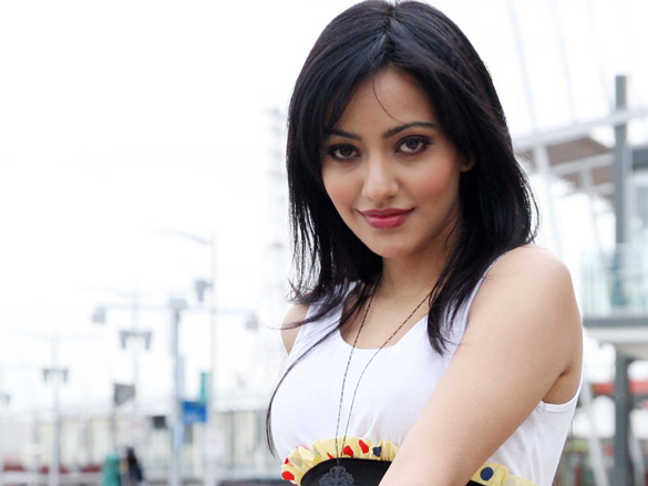 neha sharma 27
