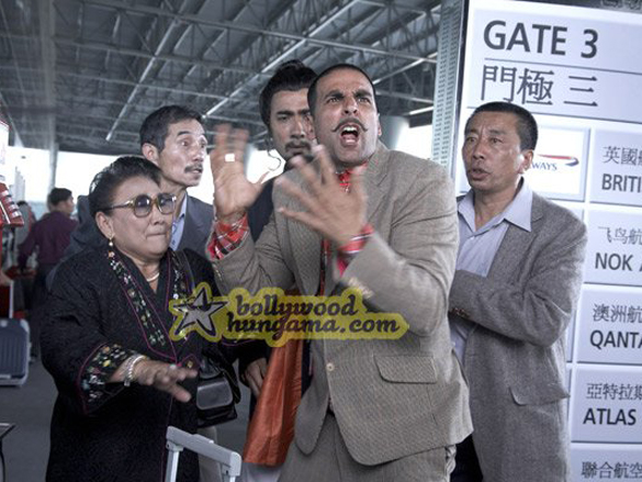 akshay kumarranvir shorey 8