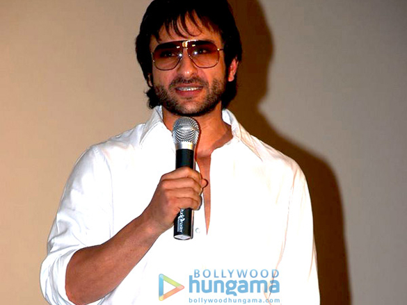 saif and deepika unveil the first look of love aaj kal 11