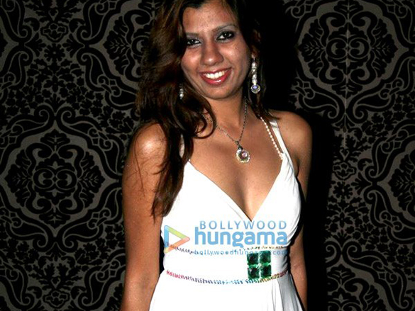 satish kaushik and ismail darbar unveil bad girl album 10