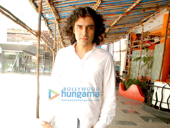 special screening of love aaj kal 8