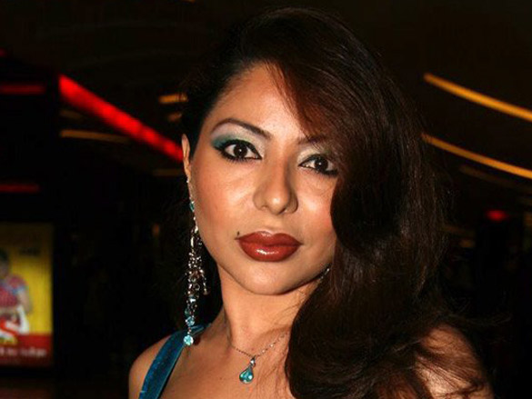 mika unveils leo music label 19