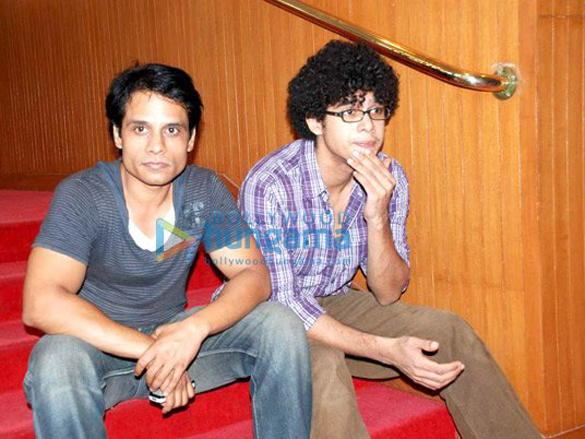 naseeruddinrandeep hooda at motley theatre group press meet 22