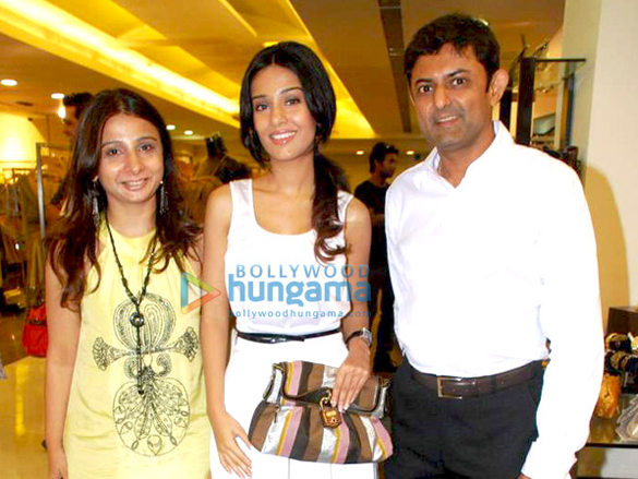 swapnil shindes summer collections preview at amara store 3