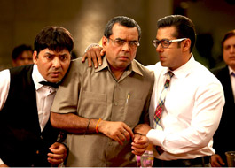 Ready team watches Raavan in Sri Lanka, Salman opts out