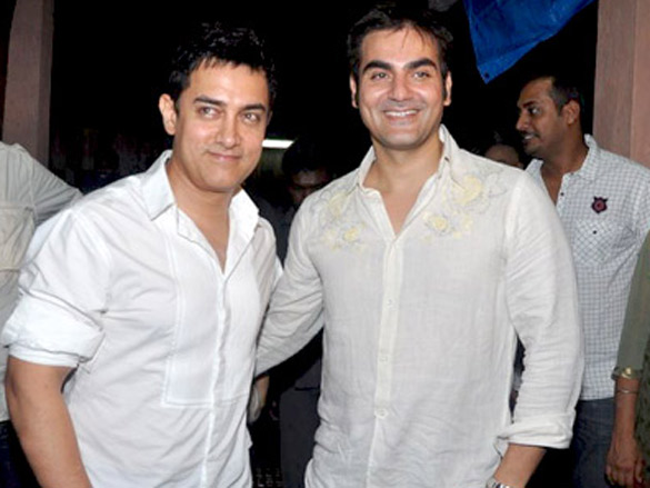 aamir khan and karisma kapoor watch salman khans dabangg 4