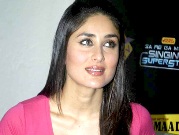 ajay and kareena promote golmaal 3 on the sets of zees saregama 6
