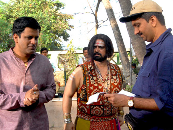 on the sets of dus tola 41