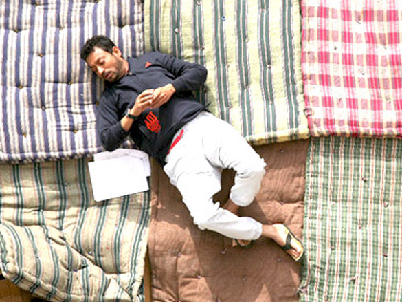 on the sets of yeh saali zindagi