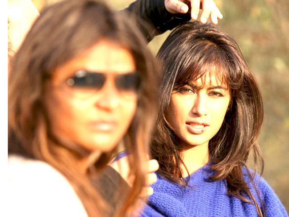 on the sets of yeh saali zindagi 40