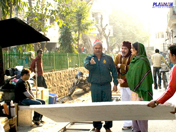 on the sets of do dooni chaar 5