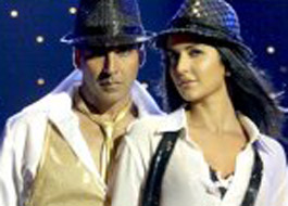 Tees Maar Khan copy of Peter Sellers’ After The Fox? Tees Maar Khan copy of Peter Sellers’ After The Fox?