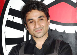 Live Chat: Vir Das on November 11 at 1500 hrs IST