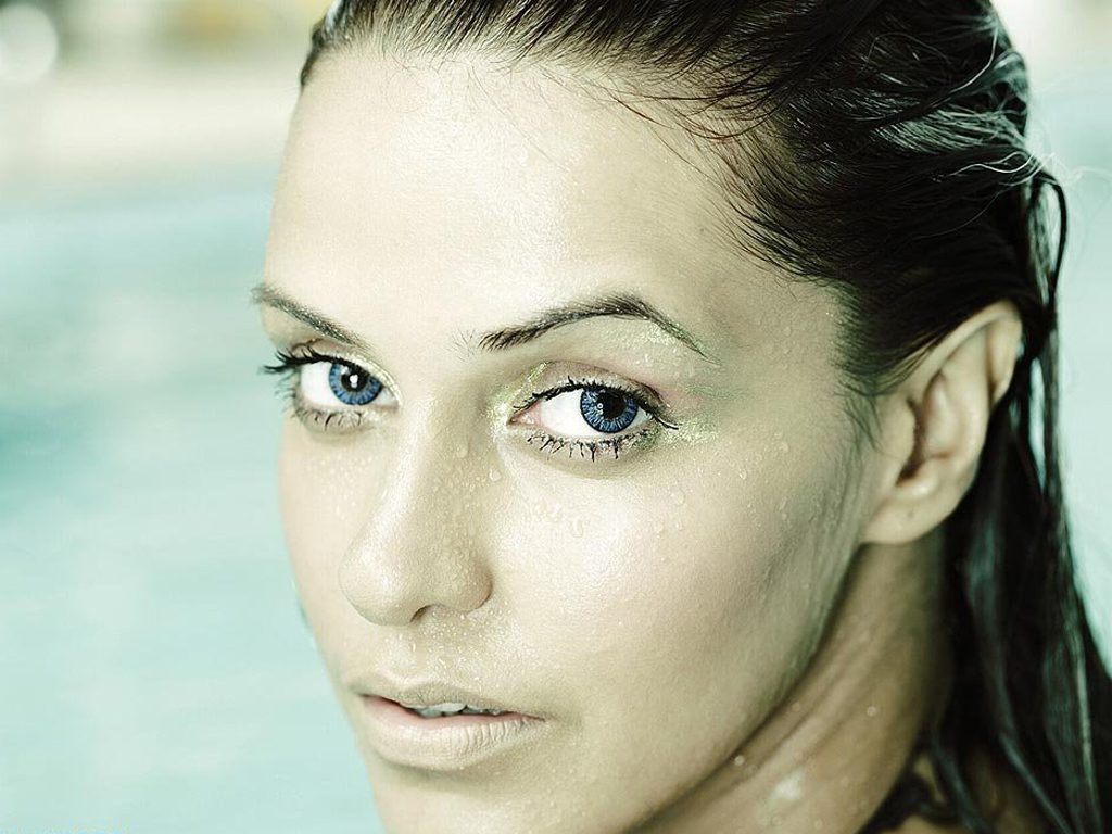 Neha Dhupia Neha Dhupia