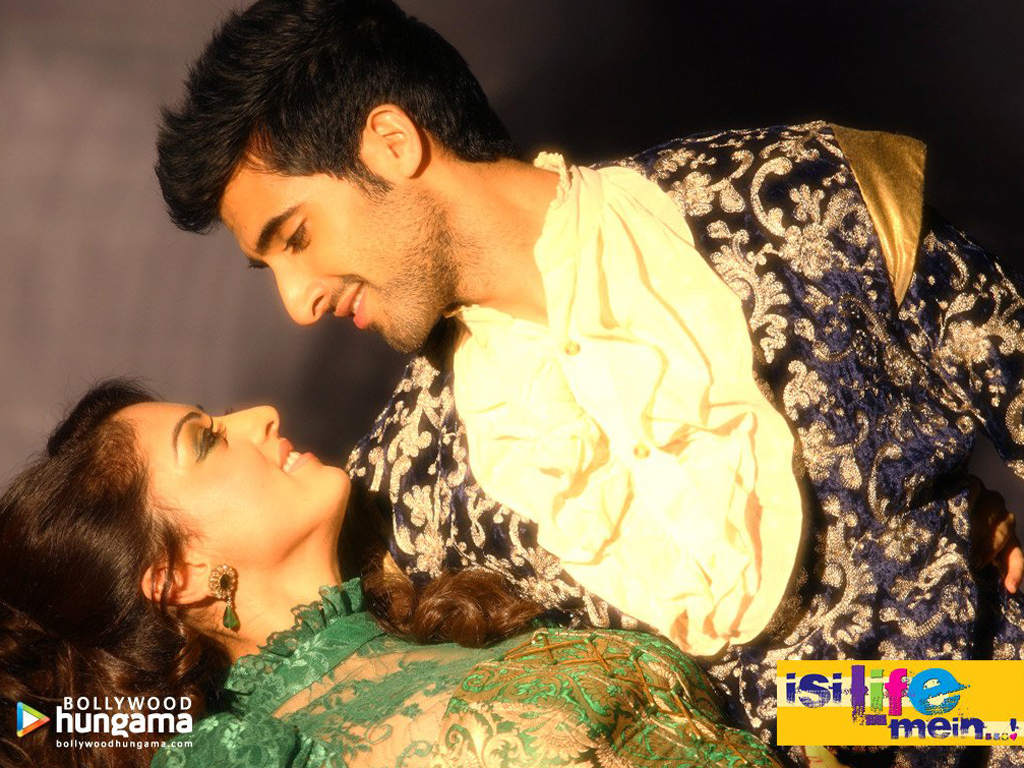 Sandeepa Dhar,Akshay Oberoi