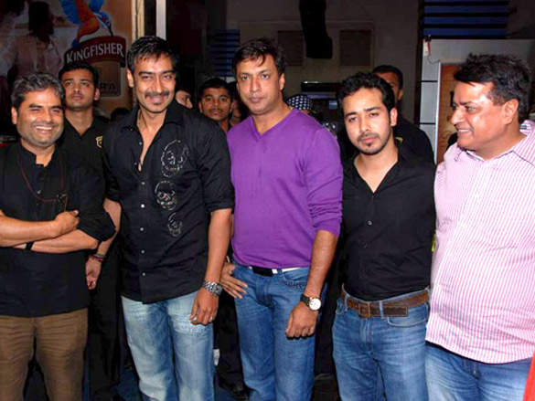 ajay devgn at the special screening of boond 2