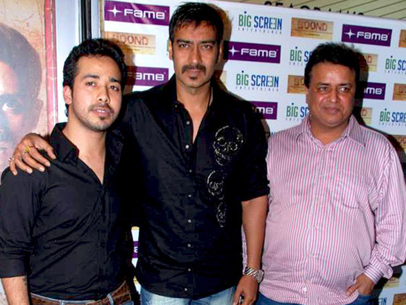 ajay devgn at the special screening of boond 5
