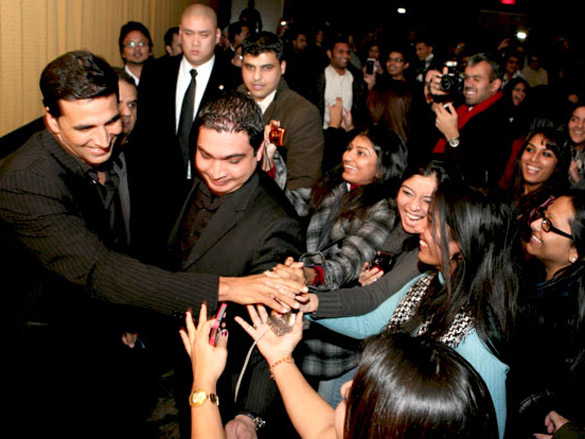 akshay kumar promotes tees maar khan in new york 9
