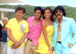 Nadiadwala to hire private jets to transport Housefull prints to Europe