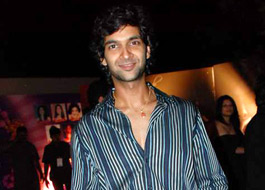 Purab Kohli replaces Aditya Narayan as host of Sa Re Ga Ma Pa on Zee TV