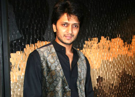 Live Chat: Ritesh Deshmukh on April 21 at 1330 hrs IST