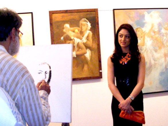sandeepa dhar of isi life mein at prithvi sonis art exhibition 3