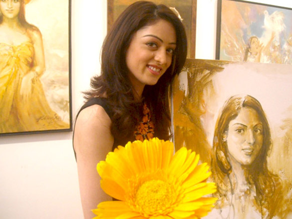 sandeepa dhar of isi life mein at prithvi sonis art exhibition 6