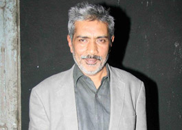 No politics please: Prakash Jha sets politically correct tone for Big B’s speech