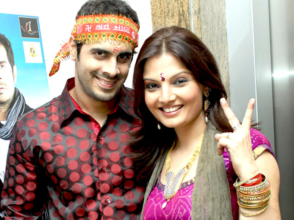deepshikhas mata ki chowky and keshav arora birthday bash 4