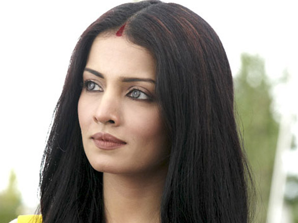 celina jaitly 175