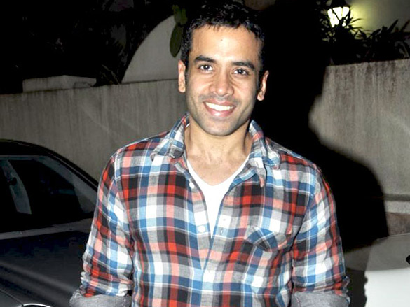 tusshar kapoor at yamla pagla deewana screening by rumi jaffrey 6
