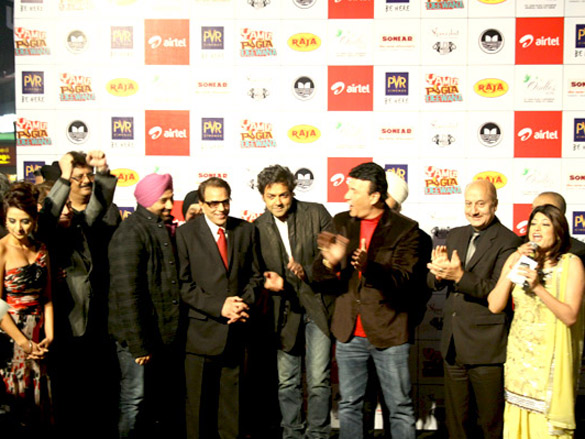 dharmendra sunny and bobby celebrate lohri 2