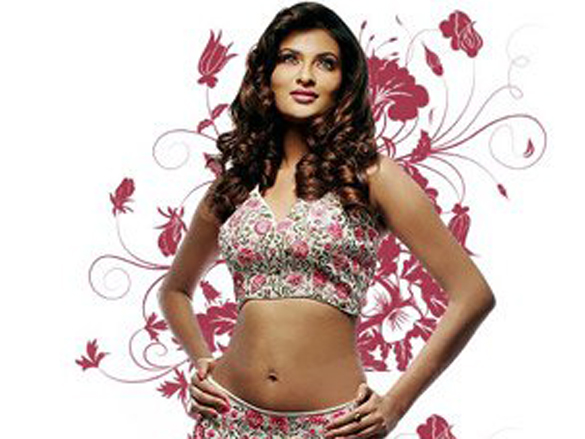 sayali bhagat 58