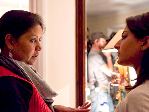 on the sets of life goes on 4