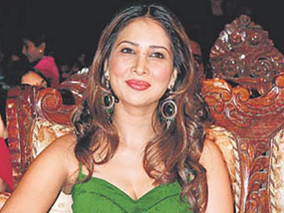 kim sharma 14