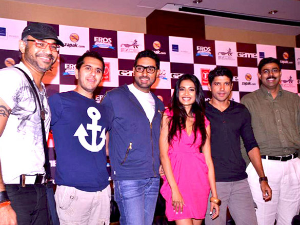 abhishek and sarah at zapak com game film event 2