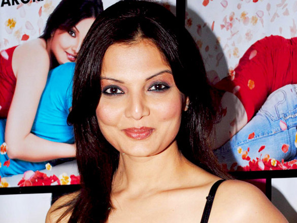 cast of film yeh dooriyan spotted at suburb college 4