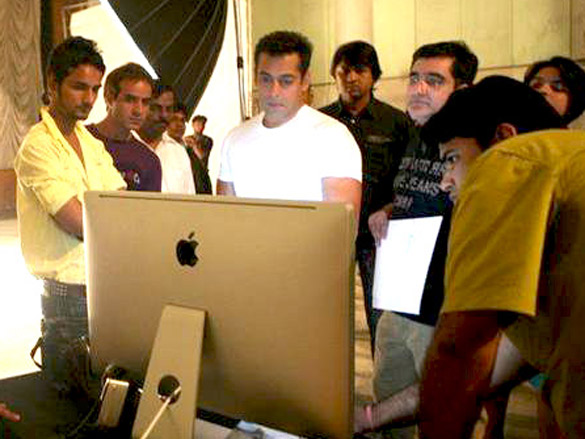 on the sets of ready 34