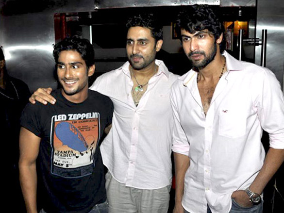abhishek riteish genelia at dum maaro dum screening 3